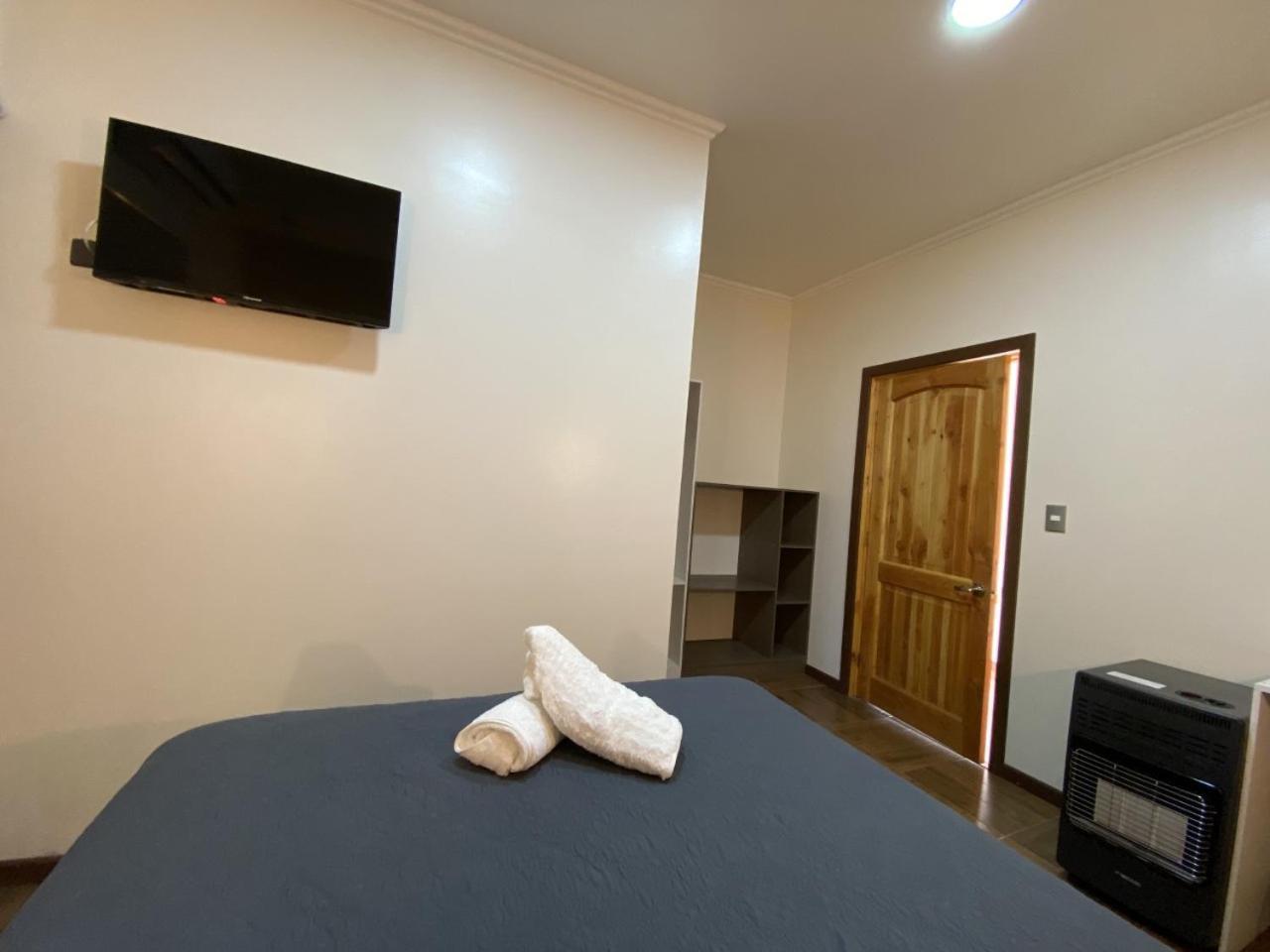 Residencial Victoria Said Hotel Linares Bagian luar foto