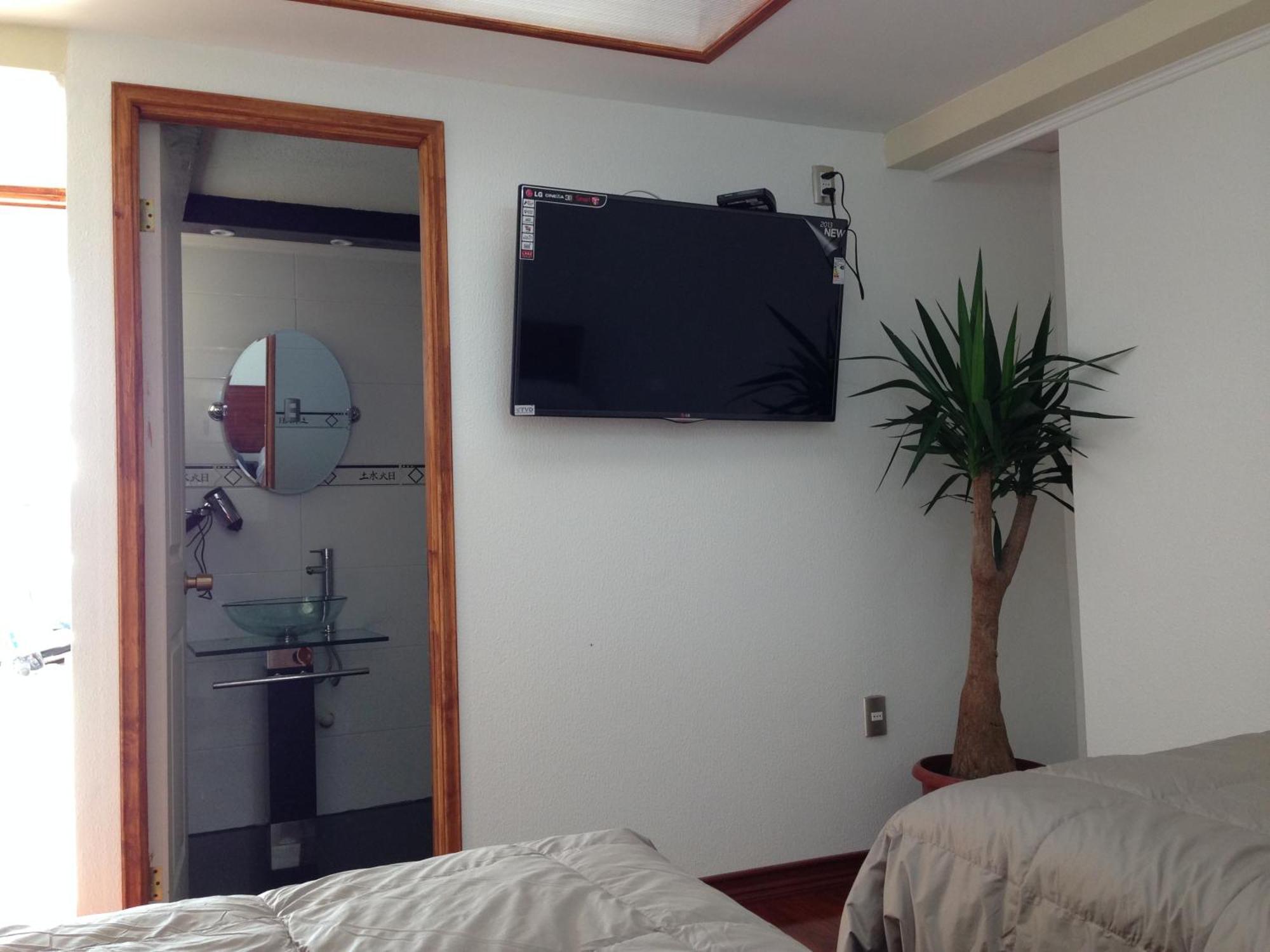 Residencial Victoria Said Hotel Linares Ruang foto