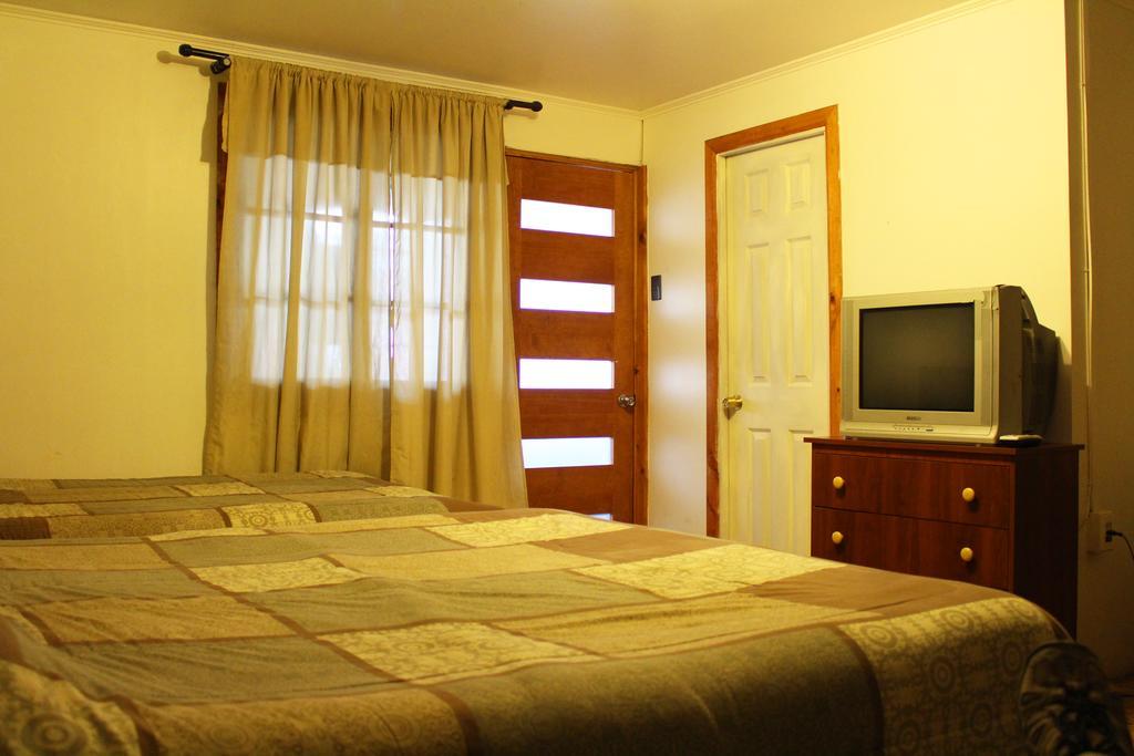 Residencial Victoria Said Hotel Linares Bagian luar foto
